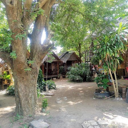 Отель Easy Huts Ко-Ланта Экстерьер фото