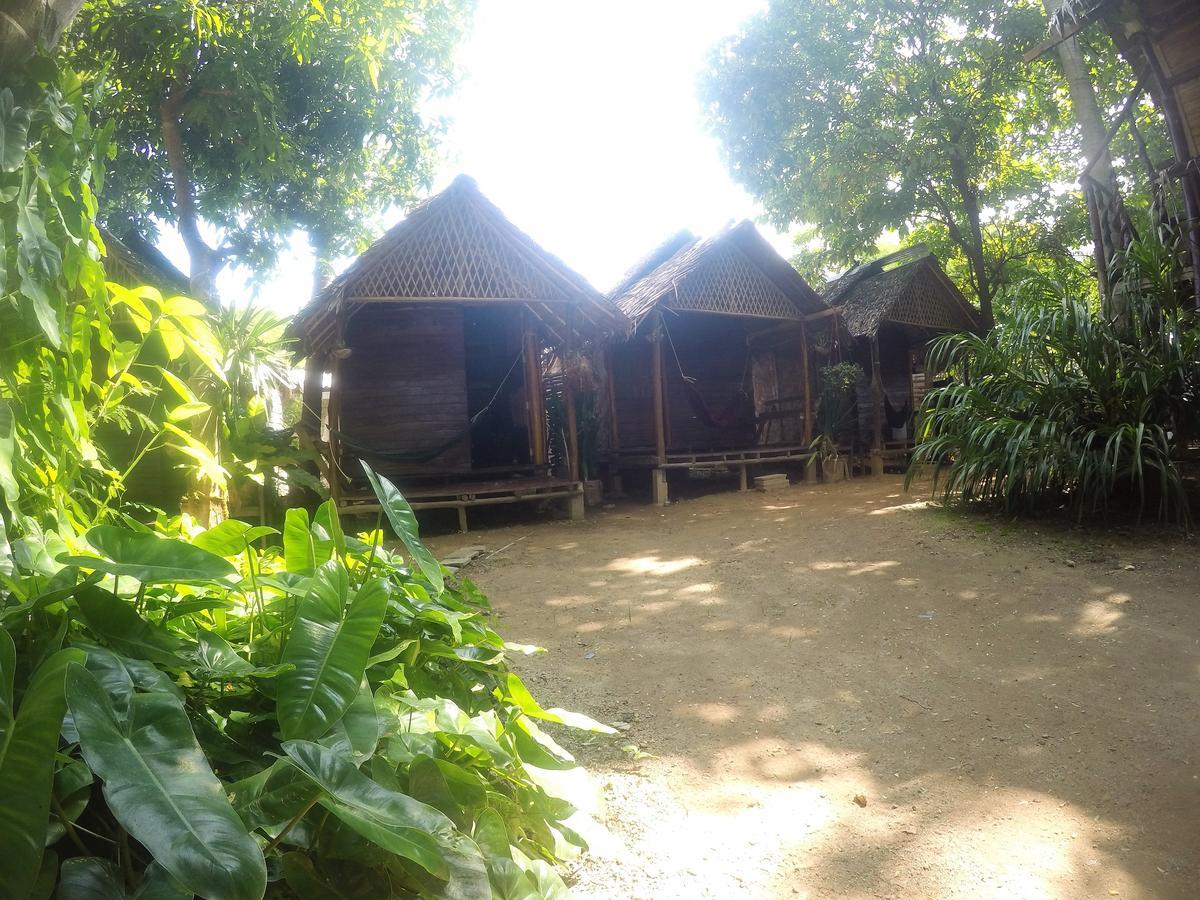 Отель Easy Huts Ко-Ланта Экстерьер фото