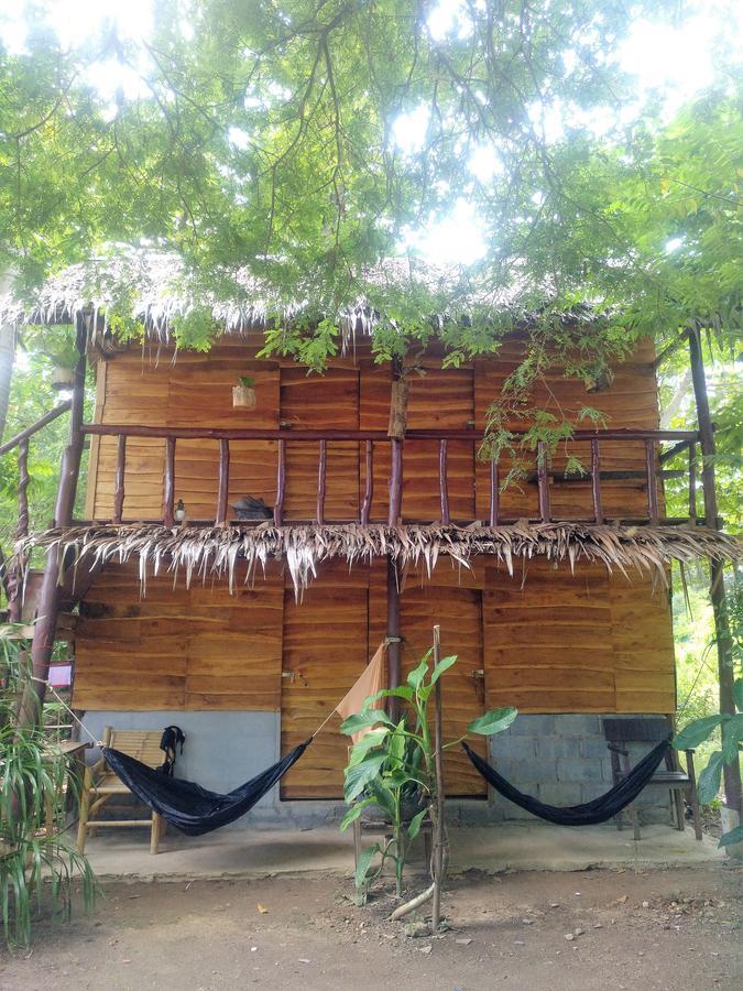 Отель Easy Huts Ко-Ланта Экстерьер фото