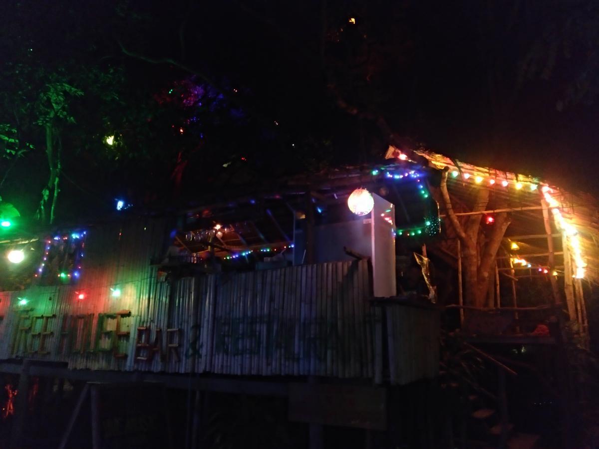 Отель Easy Huts Ко-Ланта Экстерьер фото