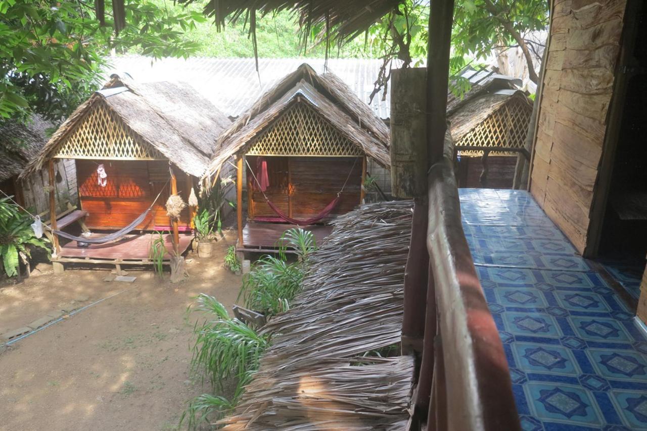 Отель Easy Huts Ко-Ланта Экстерьер фото